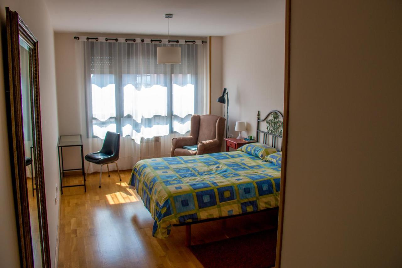 Piso Con Vistas En Urbanizacion Con Piscina Santander Exterior photo